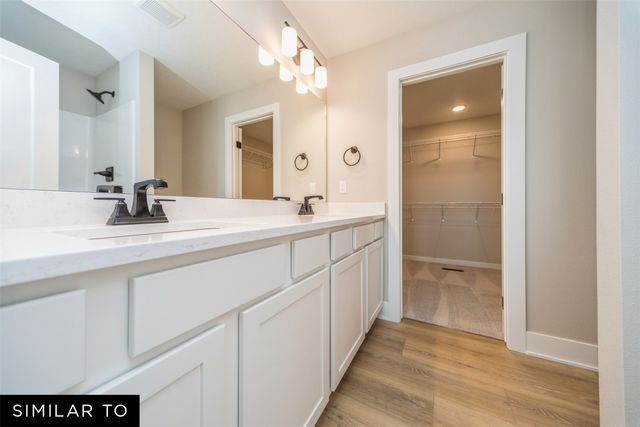 5520 NE Briarwood Drive, Ankeny, IA 50021