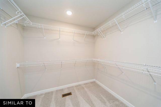 5520 NE Briarwood Drive, Ankeny, IA 50021