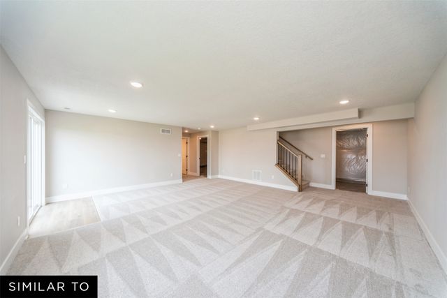 5520 NE Briarwood Drive, Ankeny, IA 50021