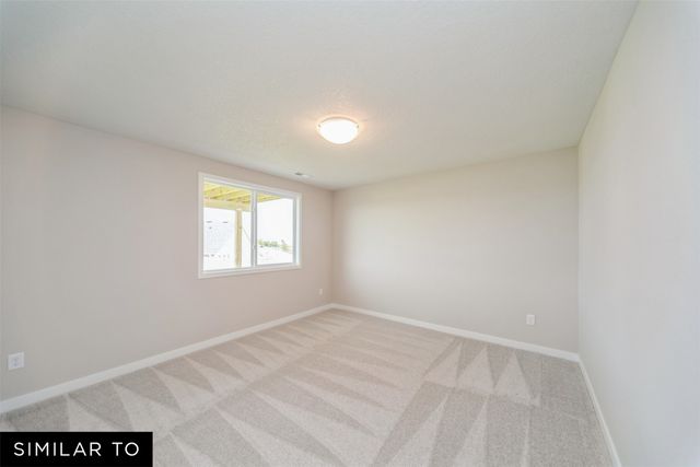 5520 NE Briarwood Drive, Ankeny, IA 50021