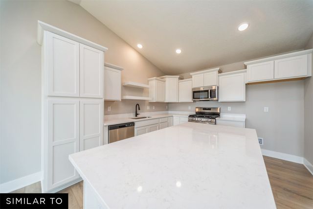 5520 NE Briarwood Drive, Ankeny, IA 50021