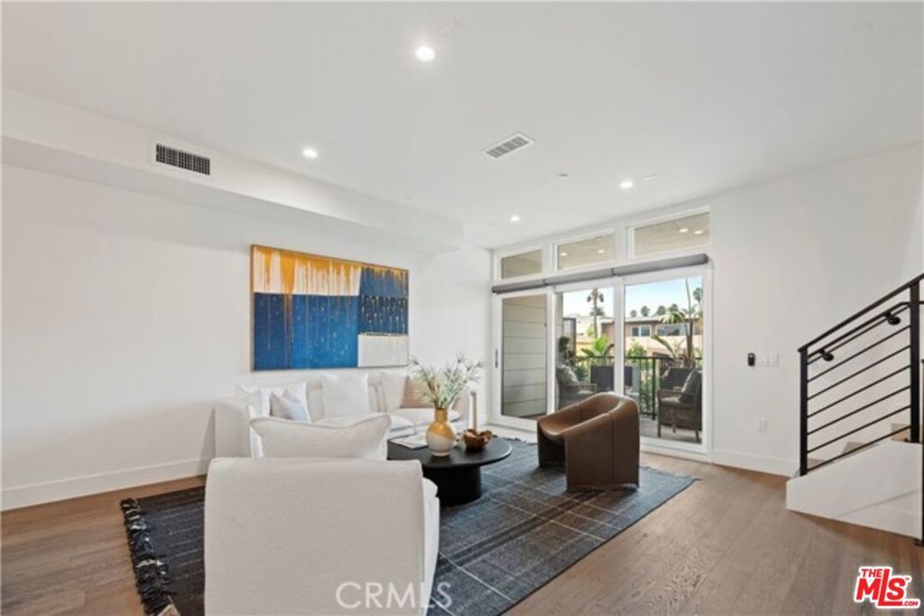 1356 N Fairfax Avenue, Los Angeles, CA 90046 — photo 5