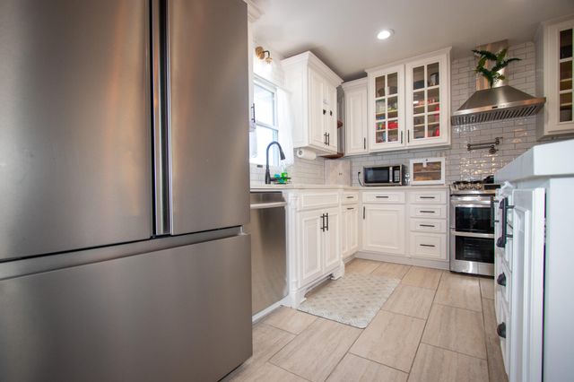 3175 Macon Street, Portage, IN 46368