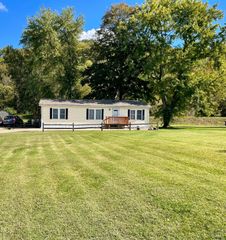 266 Webers Lane, Brookville, IN 47012