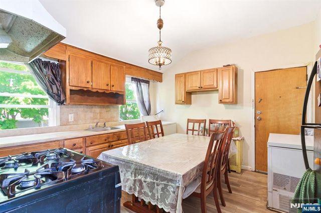 36-38 Kenmore Avenue, Newark, NJ 07106