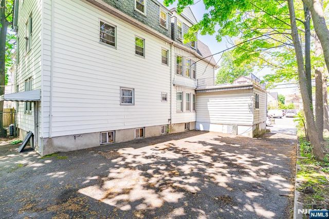 36-38 Kenmore Avenue, Newark, NJ 07106