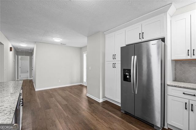 1194 Meadow Oaks Drive NW, Acworth, GA 30102