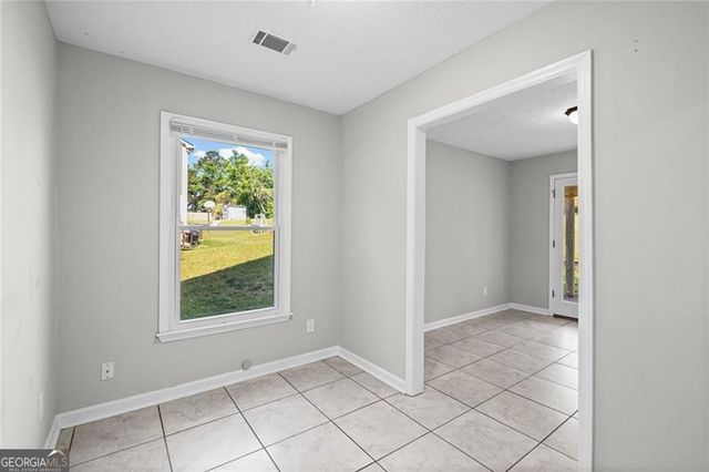 1194 Meadow Oaks Drive NW, Acworth, GA 30102