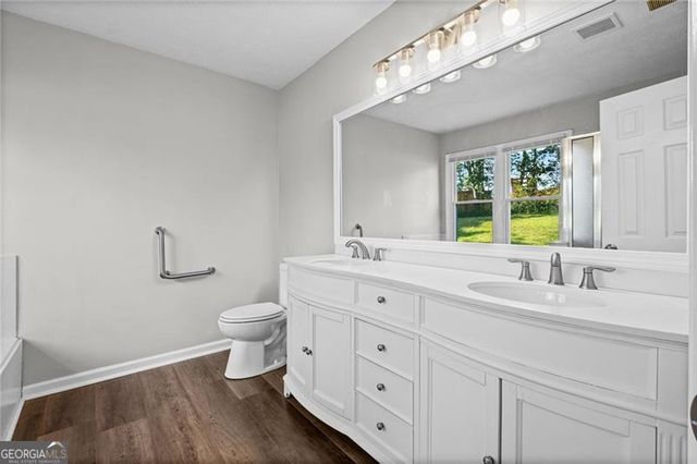 1194 Meadow Oaks Drive NW, Acworth, GA 30102