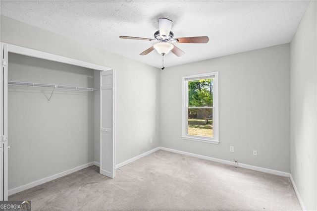 1194 Meadow Oaks Drive NW, Acworth, GA 30102