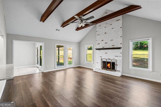 1194 Meadow Oaks Drive NW, Acworth, GA 30102