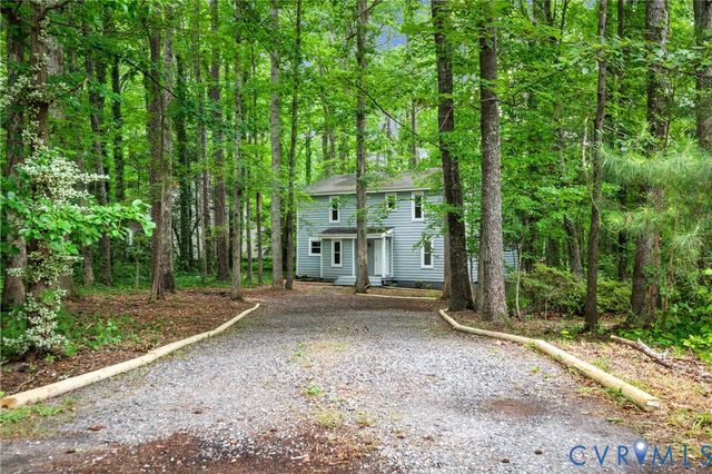 2903 Fox Chase Dr, Midlothian, VA 23112