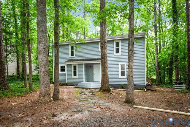 2903 Fox Chase Dr, Midlothian, VA 23112