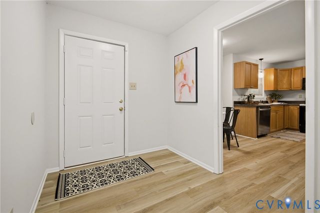 2903 Fox Chase Dr, Midlothian, VA 23112