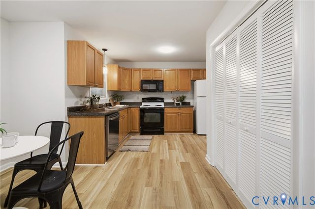 2903 Fox Chase Dr, Midlothian, VA 23112