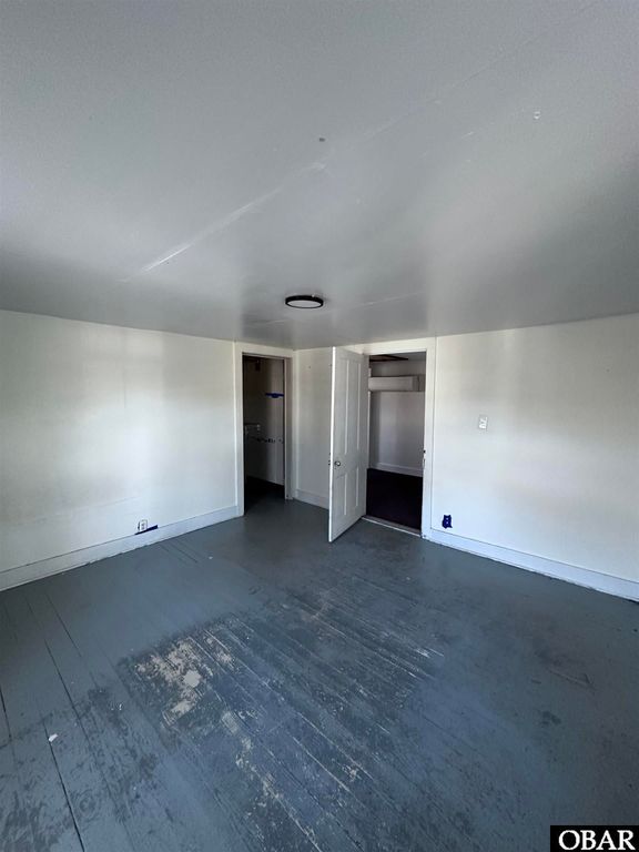 Image 40 of property listing at 415 N Light Street, Columbia, NC 27925