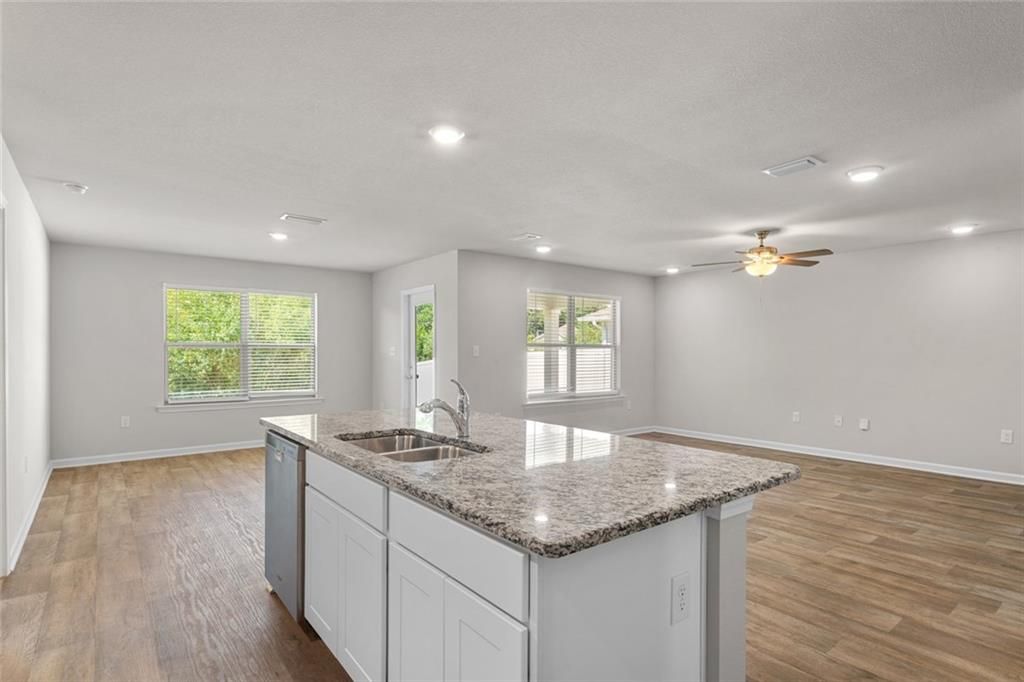 24061 Citation Loop, Daphne, AL 36526 — photo 2