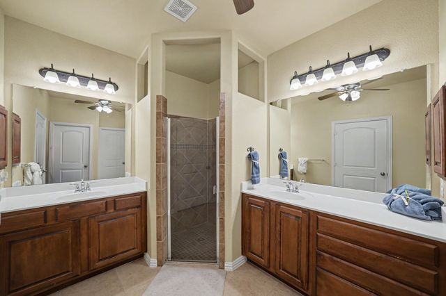 4541 Seventeen Lakes Court, Fort Worth, TX 76262