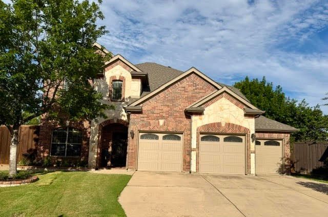 4541 Seventeen Lakes Court, Fort Worth, TX 76262
