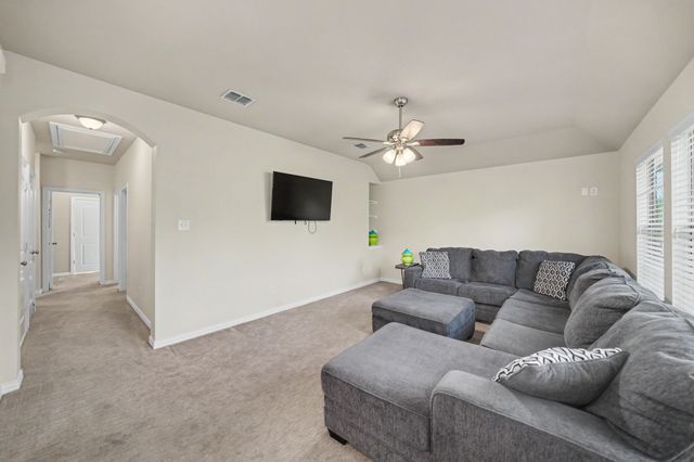 4541 Seventeen Lakes Court, Fort Worth, TX 76262