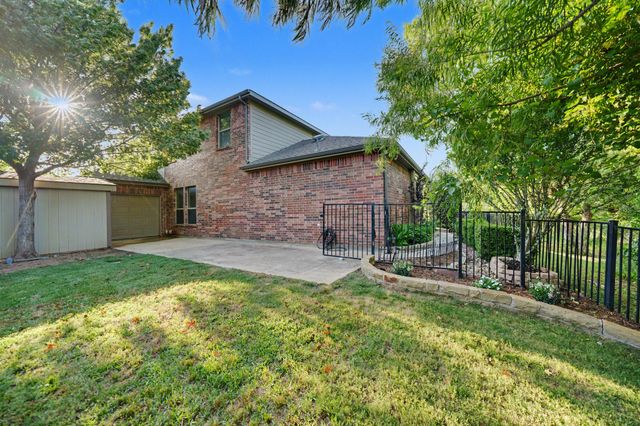 4541 Seventeen Lakes Court, Fort Worth, TX 76262