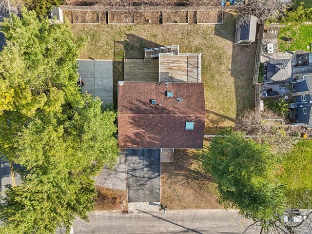 11 Dehan Street, Smithtown, NY 11787