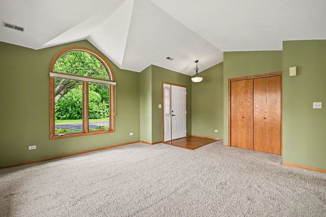 27114 S Quiet Oak Lane, Crete, IL 60417