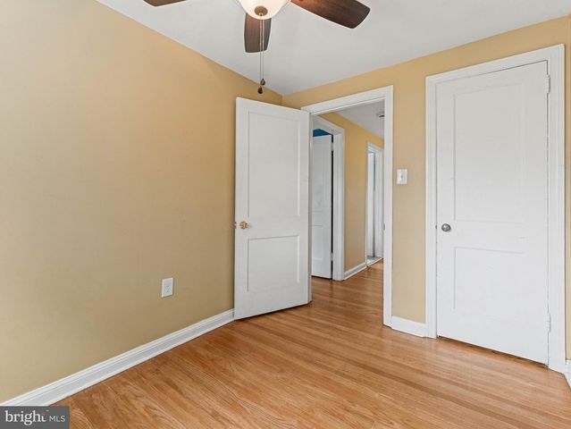 174 CRUM CREEK DR, Woodlyn, PA 19094