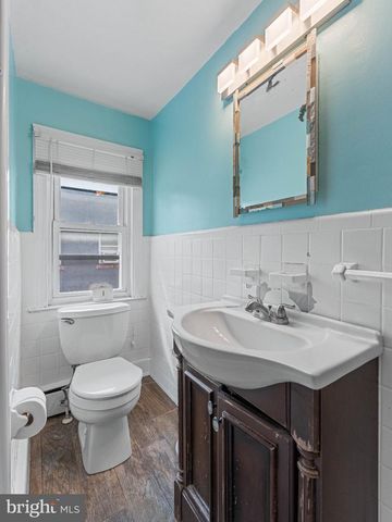 174 CRUM CREEK DR, Woodlyn, PA 19094