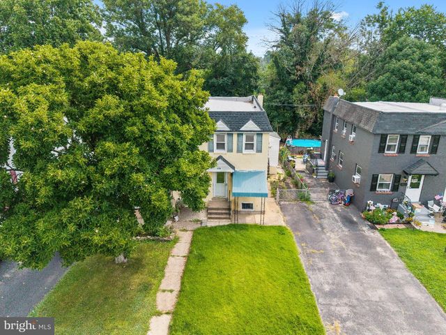 174 CRUM CREEK DR, Woodlyn, PA 19094