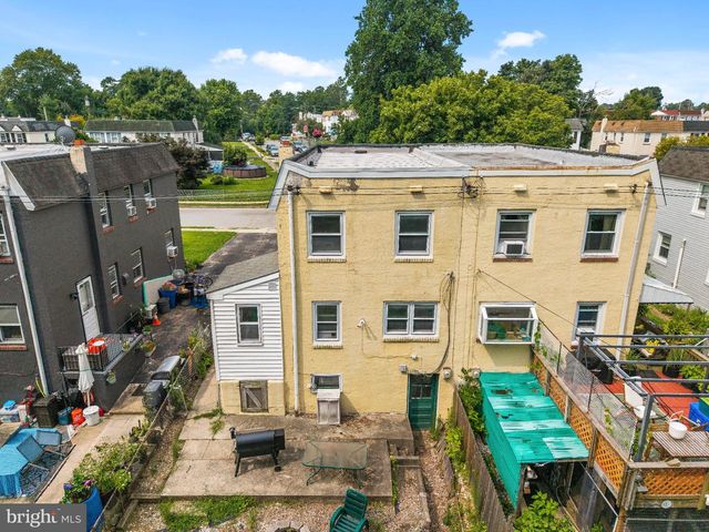 174 CRUM CREEK DR, Woodlyn, PA 19094