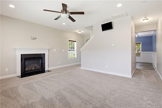 162 Eclipse Court, Raeford, NC 28376