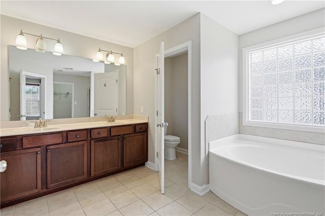 162 Eclipse Court, Raeford, NC 28376