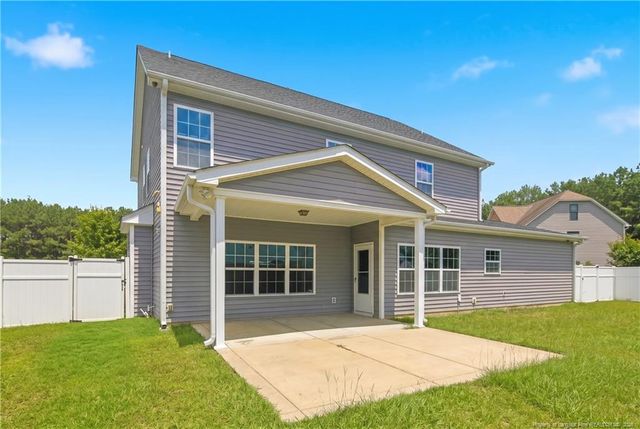 162 Eclipse Court, Raeford, NC 28376