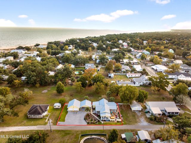 134 Keller Street, Bay Saint Louis, MS 39520