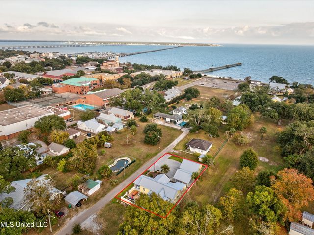 134 Keller Street, Bay Saint Louis, MS 39520