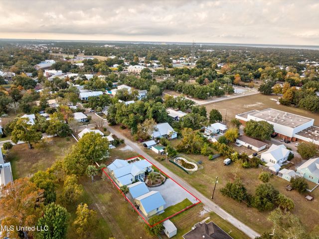 134 Keller Street, Bay Saint Louis, MS 39520