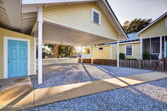 134 Keller Street, Bay Saint Louis, MS 39520