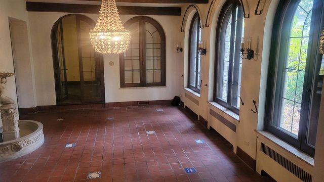 1101 S MONROE AVENUE, Green Bay, WI 54301