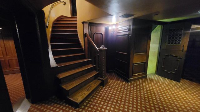 1101 S MONROE AVENUE, Green Bay, WI 54301