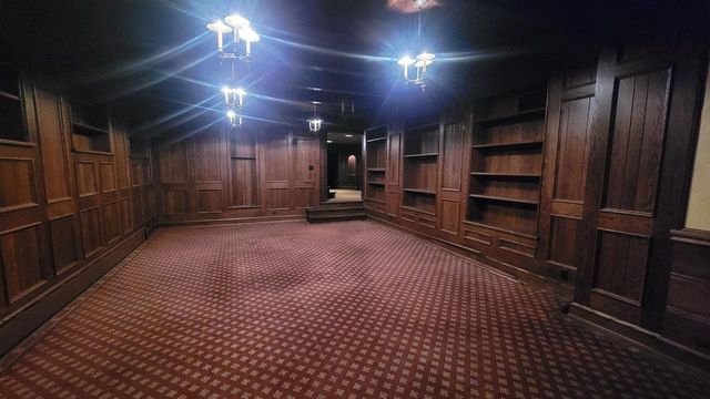 1101 S MONROE AVENUE, Green Bay, WI 54301