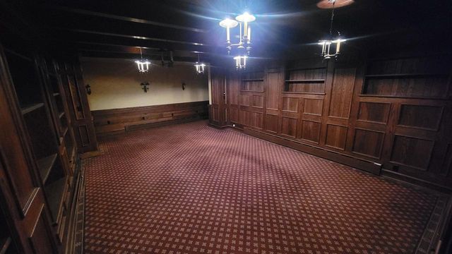 1101 S MONROE AVENUE, Green Bay, WI 54301