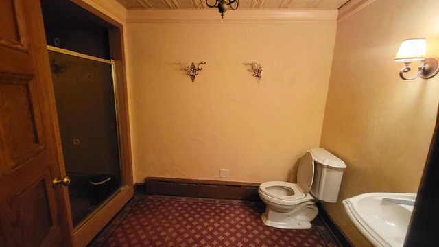 1101 S MONROE AVENUE, Green Bay, WI 54301