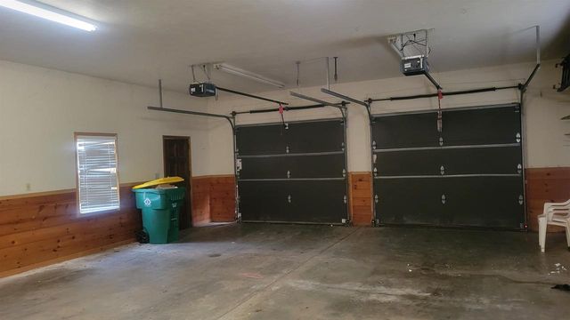 1101 S MONROE AVENUE, Green Bay, WI 54301