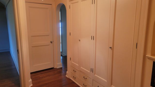 1101 S MONROE AVENUE, Green Bay, WI 54301