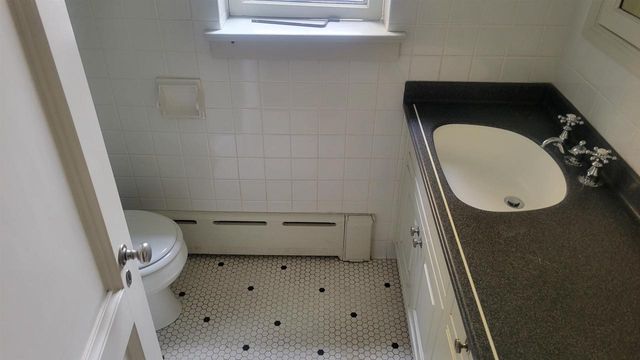 1101 S MONROE AVENUE, Green Bay, WI 54301