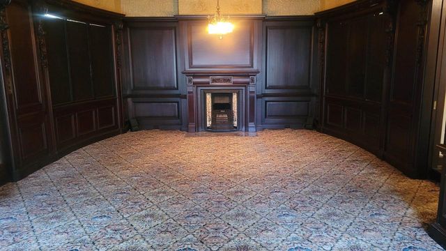 1101 S MONROE AVENUE, Green Bay, WI 54301