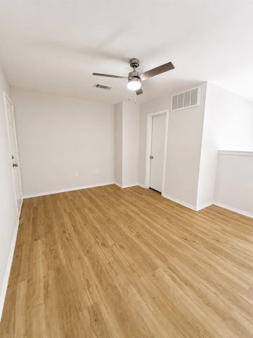 9837 Walnut Street 207, Dallas, TX 75243