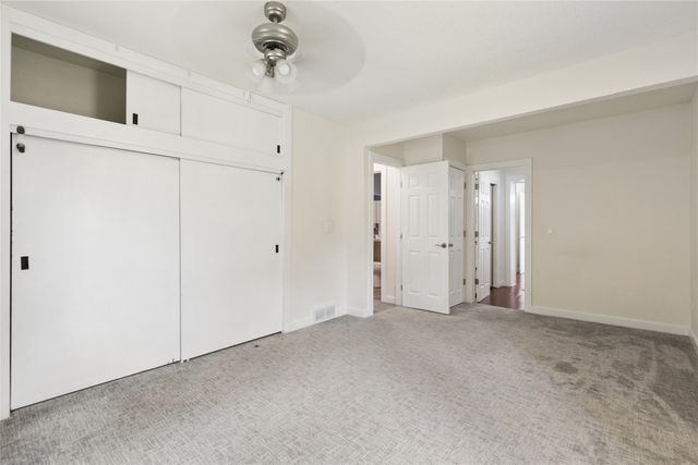 1900 NW 82nd Street, Clive, IA 50325