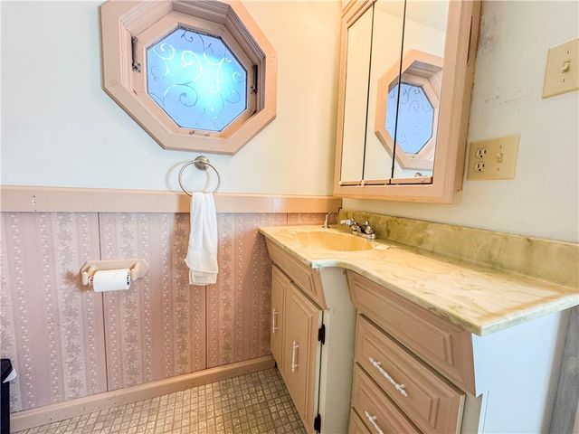 615 Twin Flower Circle, Towamensing Twp, PA 18058